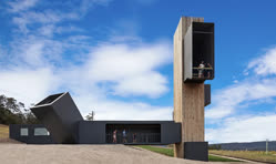 00-0-Copr_2025-Brown_Brothers_winery_in_Apslawnt.jpg