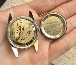 02-0-Copr_2026-new_and_vintage_timepieces_t.jpg