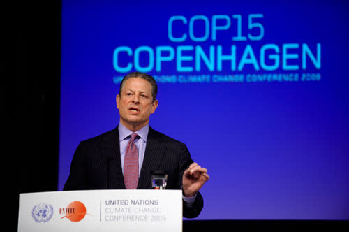 https://www.npr.org/sections/thetwo-way/2009/12/al_gore_trips_on_artic_ice_mis.html