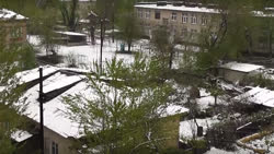  May snowfall hits Chelyabinsk in Russia, thousands left without power 