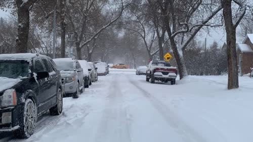 https://www.cbc.ca/news/canada/edmonton/edmonton-crash-numbers-snow-1.5794270