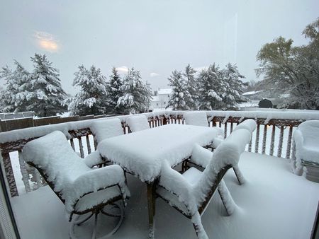 https://www.currentresults.com/Yearly-Weather/USA/OH/Cleveland/extreme-annual-cleveland-snowfall.php