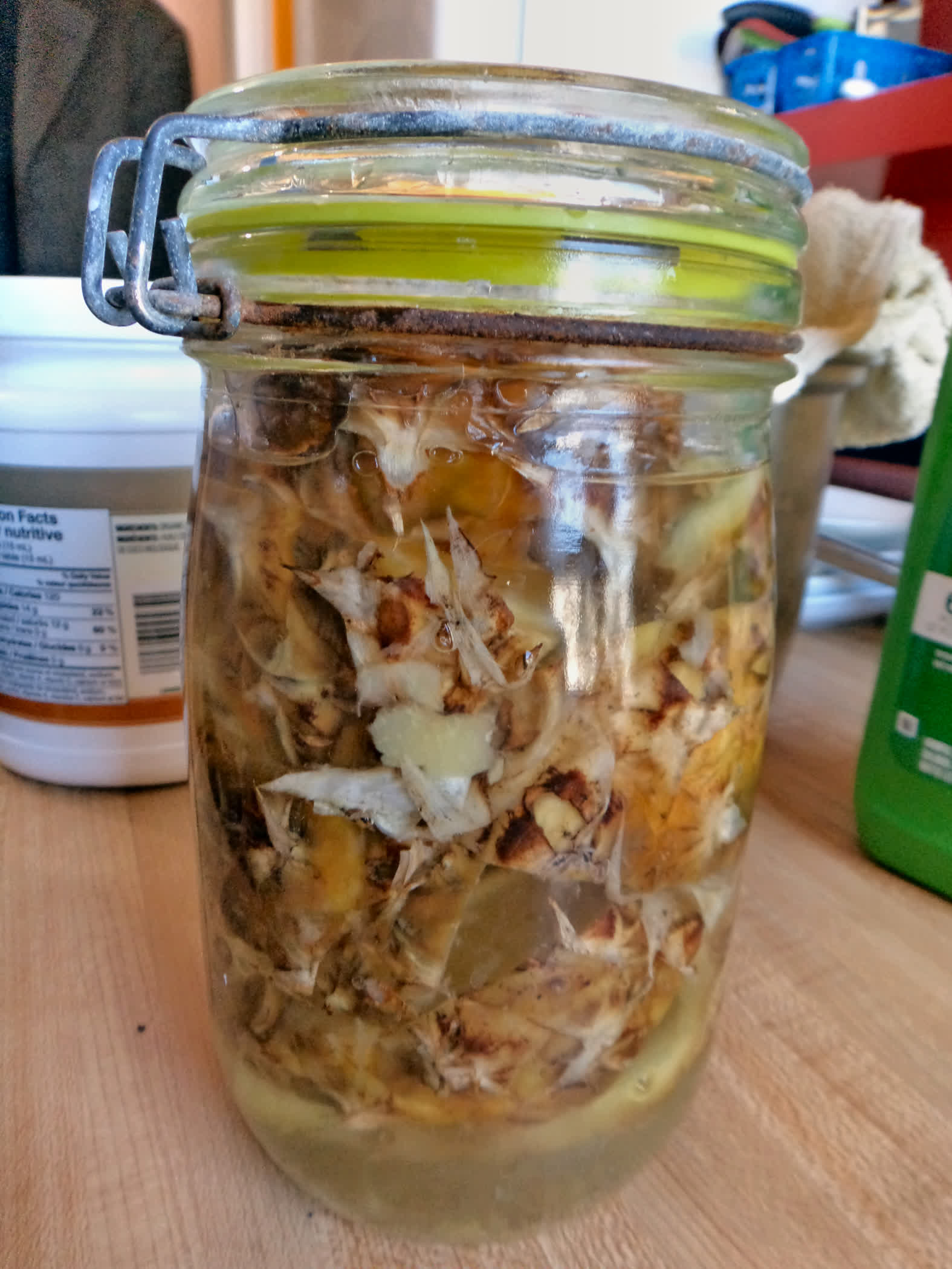 Pineapple fermenting