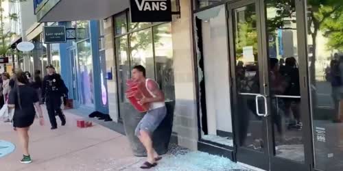 https://www.bet.com/news/national/2020/05/31/white-extremists-terrorize-and-loot-10-videos-of-destruction-bl.html