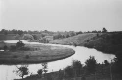 00-0-Copr_2025-tpl_Don_River_Valley_south_of_York_Mills_Roadt.jpg
