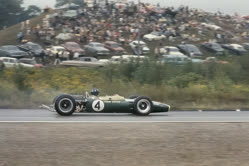 02-0-Copr_2025-Unknown_-_first_F1_at_Mosportt.jpg